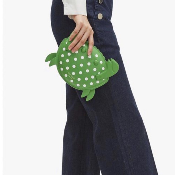 Kate spade Novelty Shelly Crab 🦀 Crossbody - Picture 3 of 11